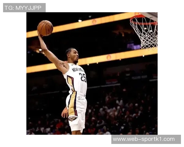 锡安半场表现抢眼助力球队文班遭遇横冲直撞的挑战 锡安半场表现抢眼助力球队文班遭遇横冲直撞的挑战